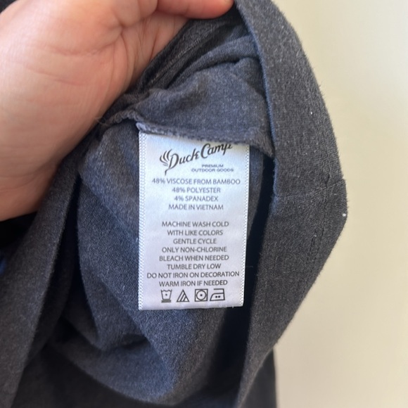 Duck camp charcoal grey lightweight bamboo hoodie with zip pocket - Picture 4 of 5